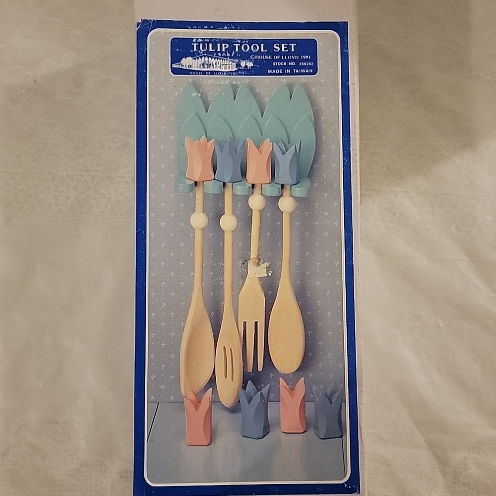 Tulip Tool Set with Blue and Pink Handles